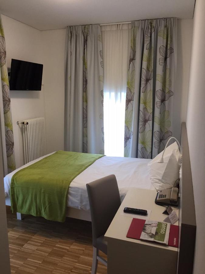Business Center In Villa Bellinzona Eksteriør billede